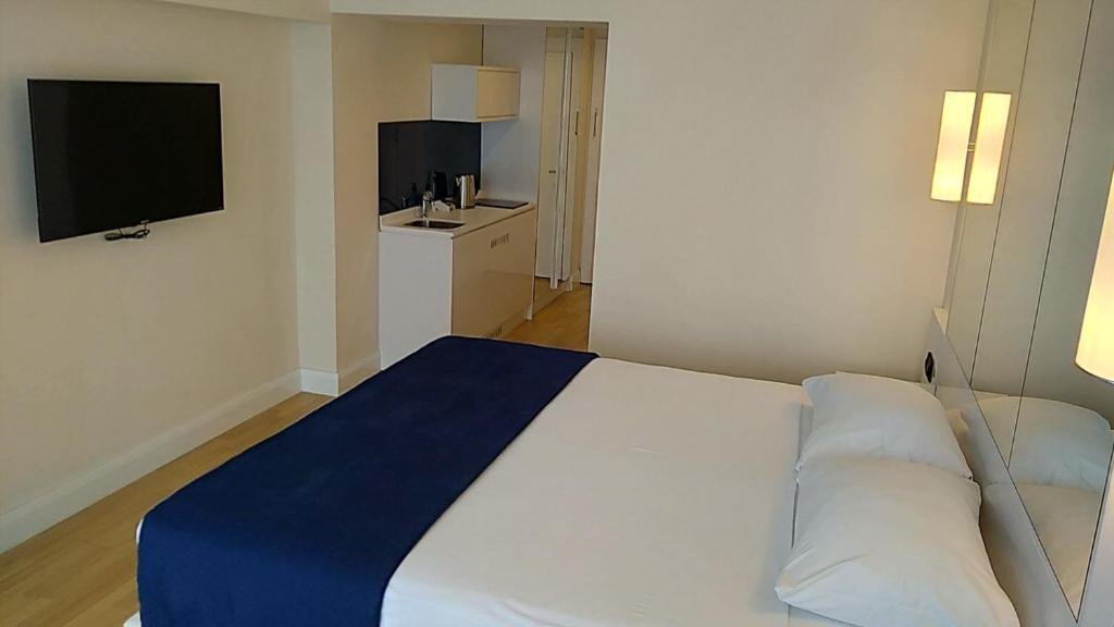 Батуми: NEW LIFE sea view - Orbi City 419