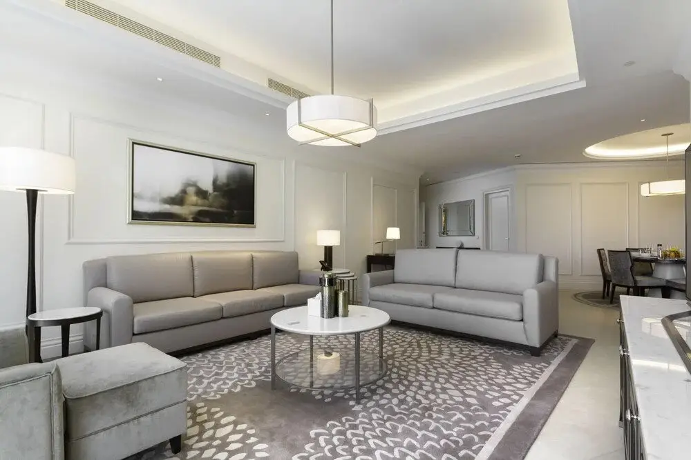 Дубай: The Lofts East Tower by Maison Privee