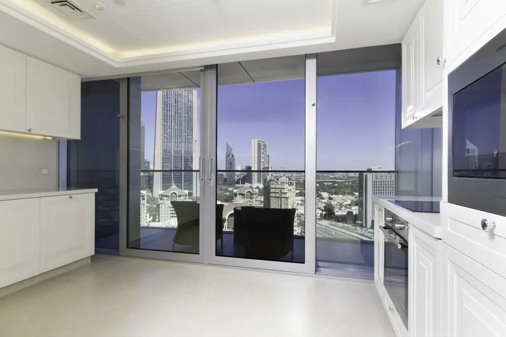 Дубай: The Lofts East Tower by Maison Privee
