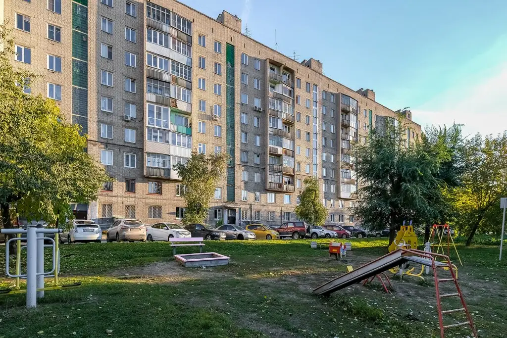 Новосибирск: Квартира 1 комнатная на Челюскинцев 14 для 2х Человек