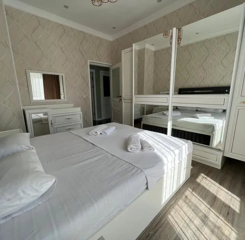 Туркестан: Karavan Saraj 2