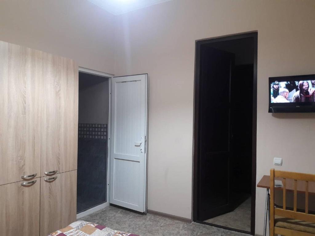 Кобулети: Guest House KOBULETI #788