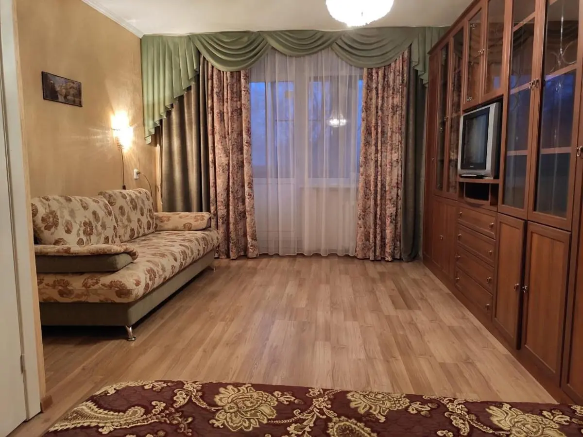 Ярославль: Apartments on Chekhova 27