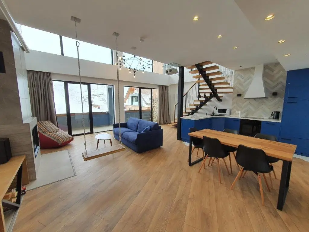 Гудаури: George Snow Apartments in New Gudauri - fireplace, 50m to Gondola lift