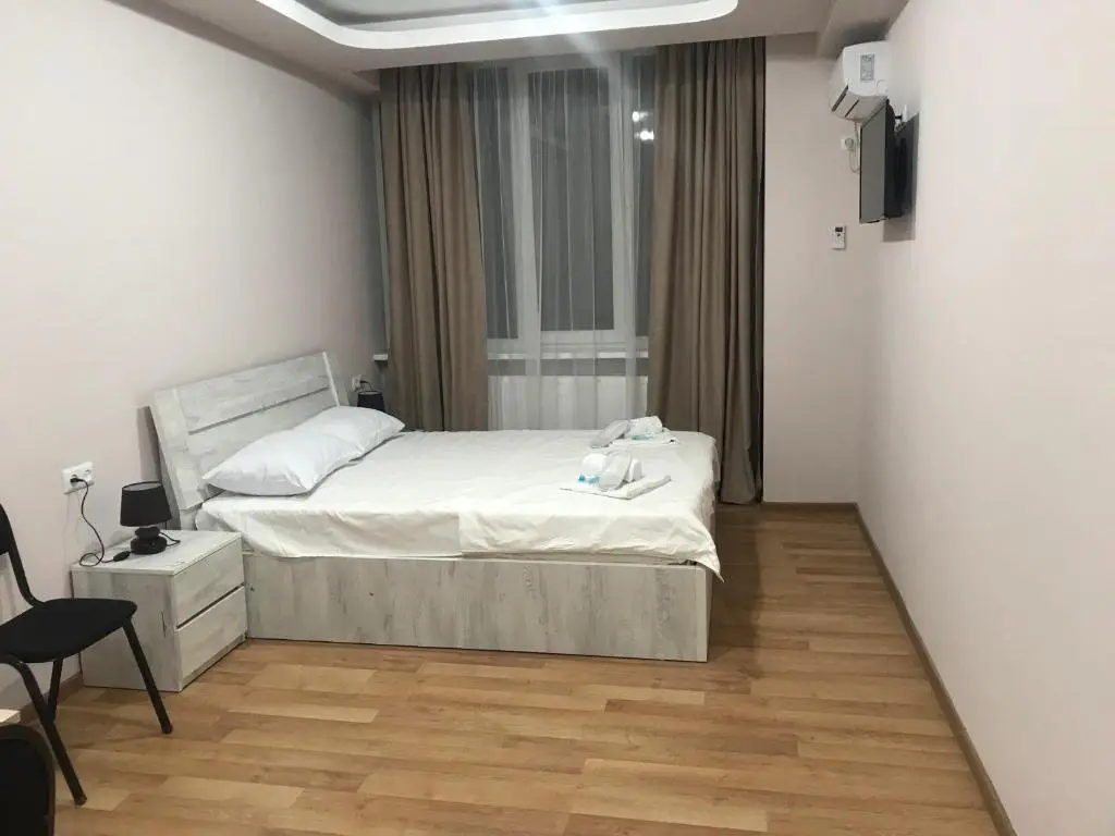 Тбилиси: Hotel Caucasus