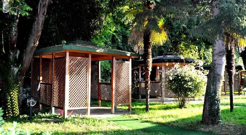 Батуми: Batumi Tennis Club