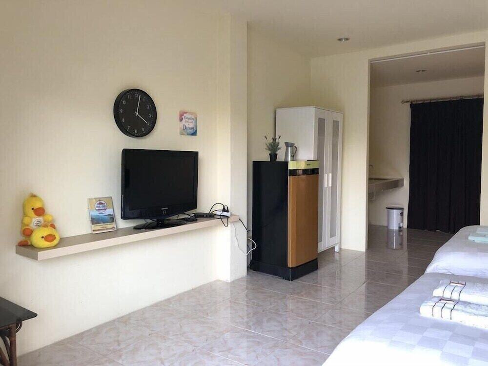 Банг-Саре: RoomQuest One Bangsaray