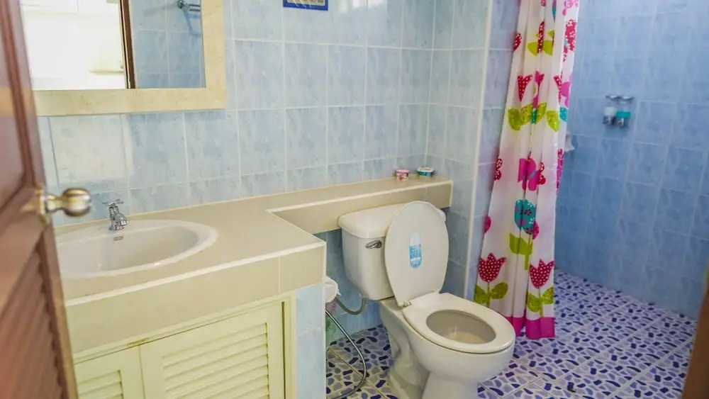 Банг-Саре: RoomQuest One Bangsaray