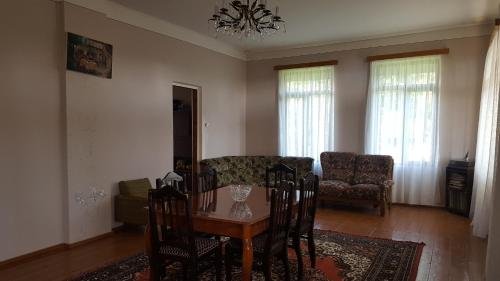 Цихисдзири: Tsikhisdziri Rancho