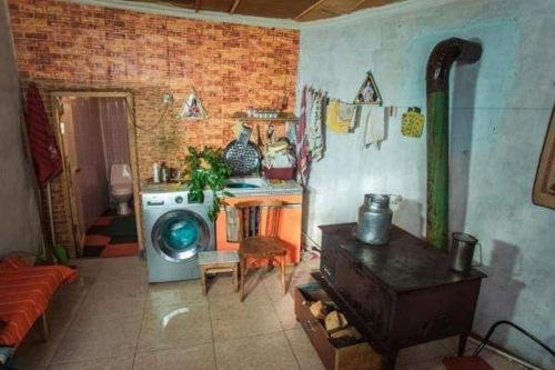 Местиа: Guest House Plus