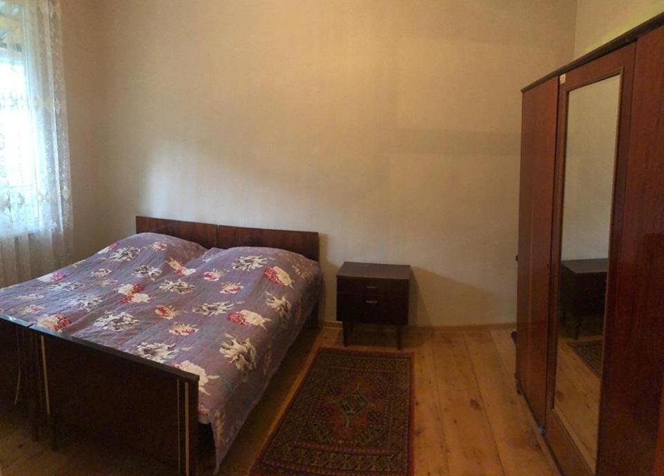 Они: Family house in Racha, Oni