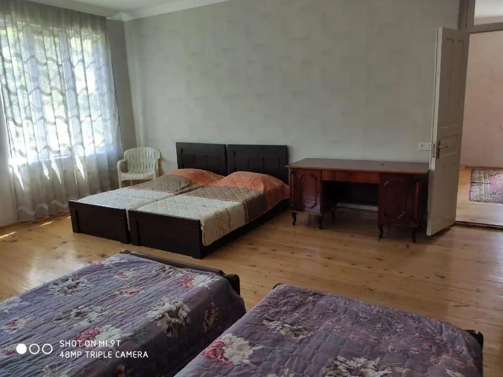 Они: Family house in Racha, Oni