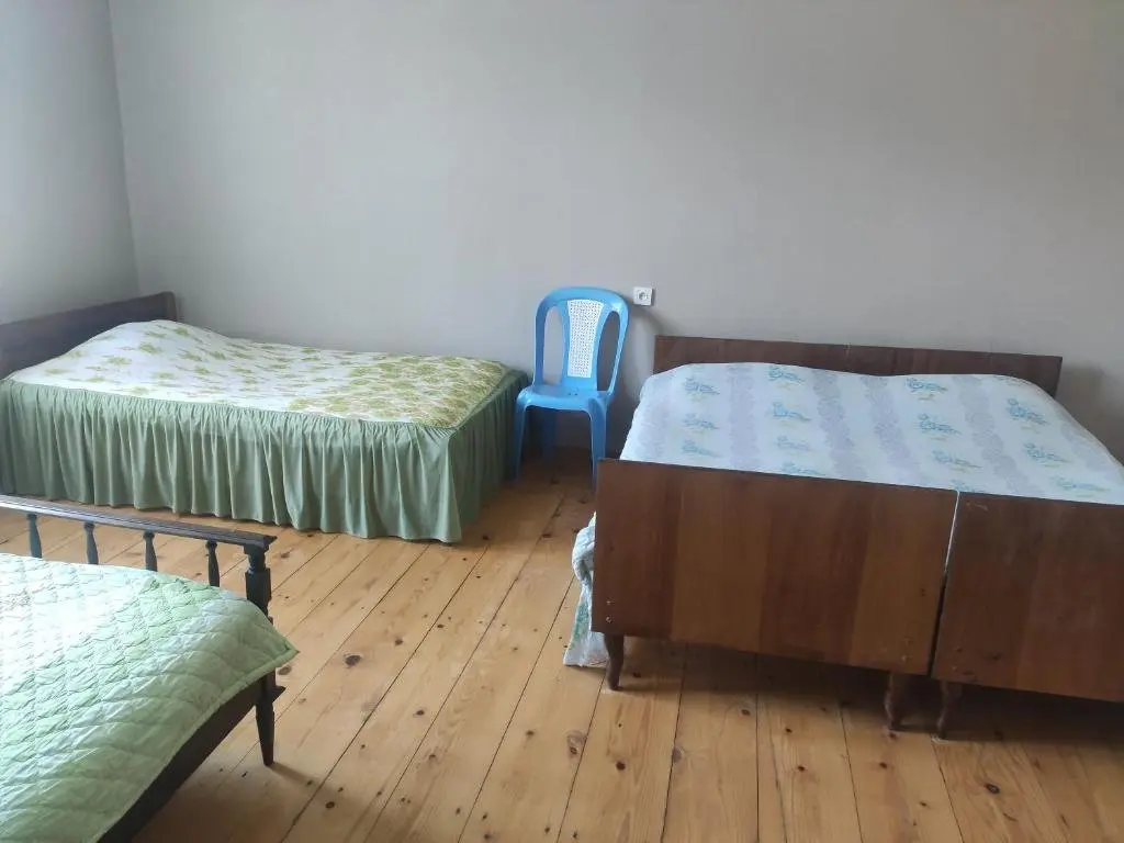 Они: Family house in Racha, Oni