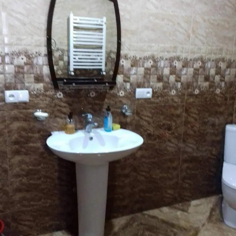 Чиатура: Hotel family hotel