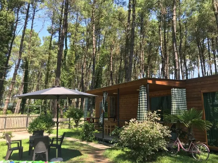 Уреки: Kap-Kap In Kaprovani 50M To The Beach 'White'