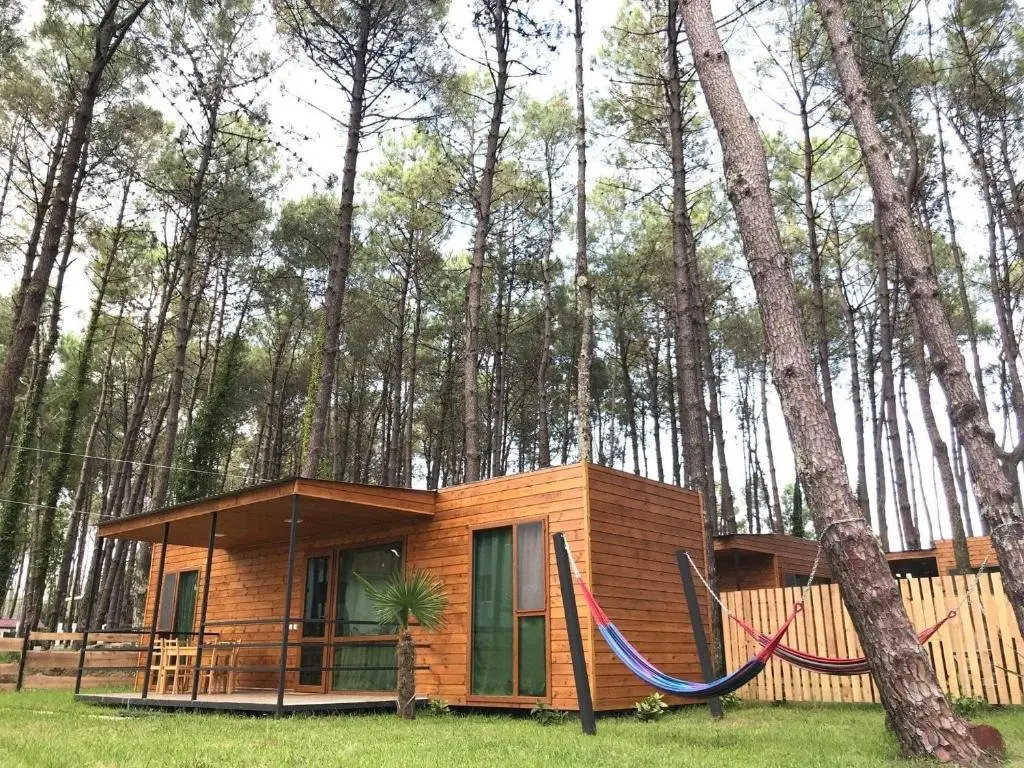 Уреки: Kap-Kap In Kaprovani 50M To The Beach 'White'
