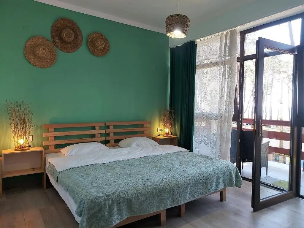 Уреки: Beachfront 4-bedroom home in Kaprovani pine forest