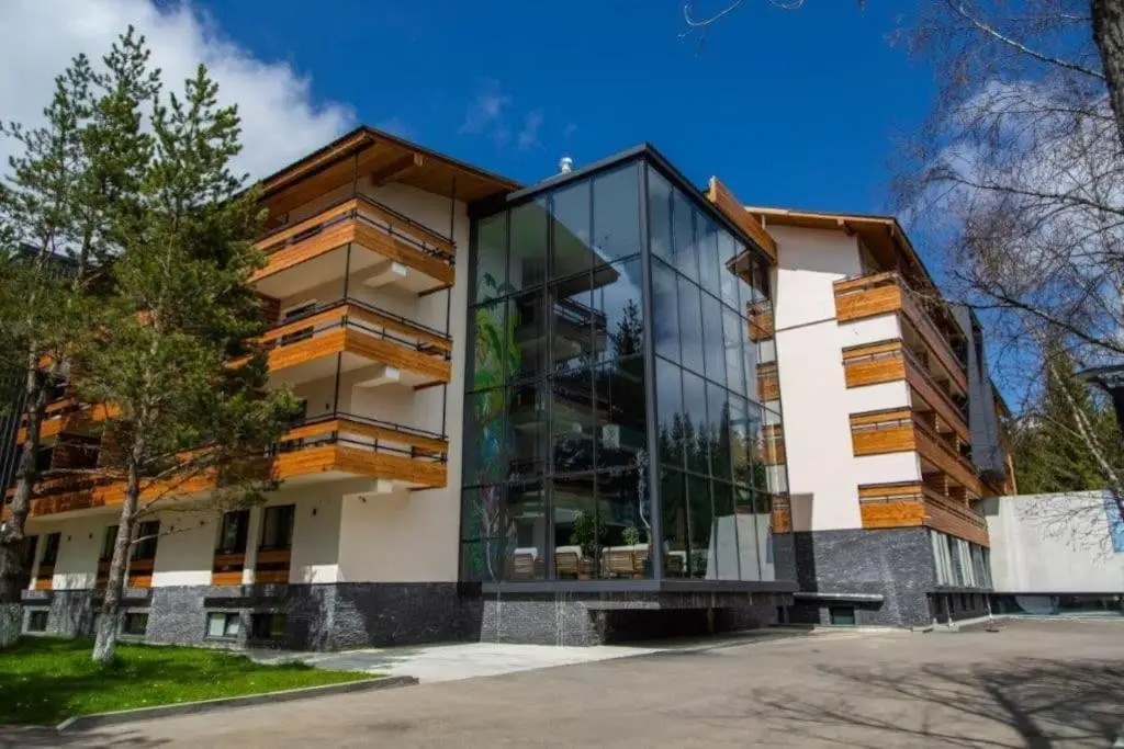 Бакуриани: LEO GROUP Luxury Apartment 0220 BAKURIANI INN