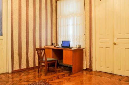 Зугдиди: Georgian House