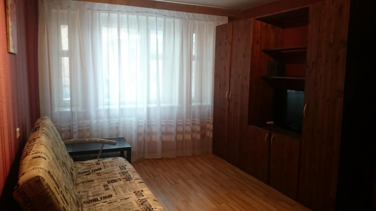 Ярославль: Apartments on Sverdlova 11