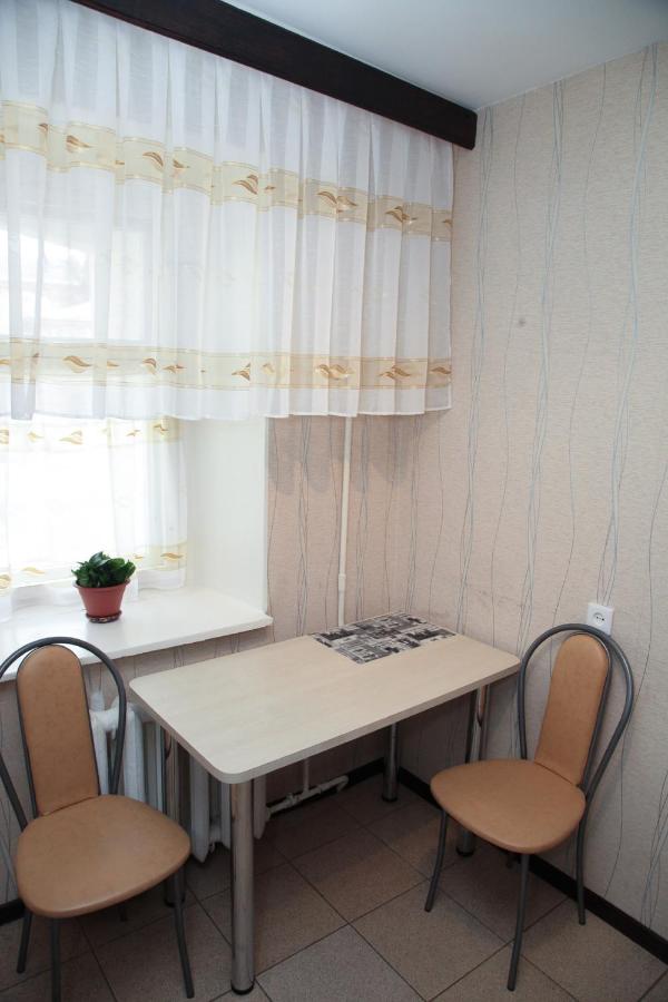 Ярославль: Apartments on Sverdlova 11