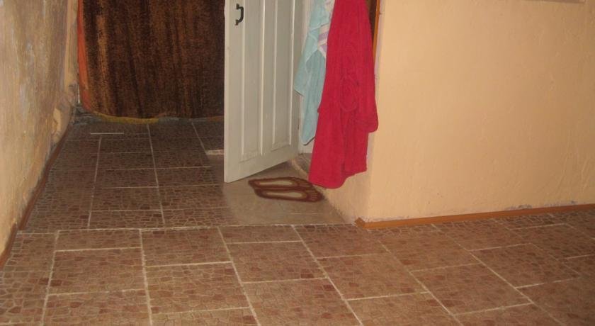 Местиа: Guest House in Latali