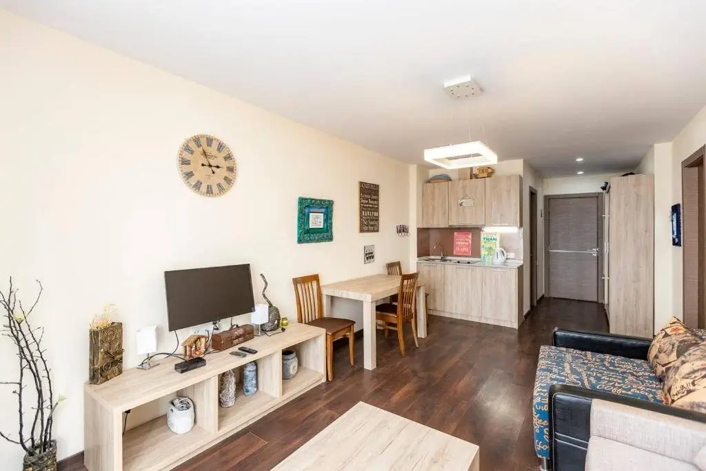 Гудаури: bright and cozy 1br apartment in new gudauri