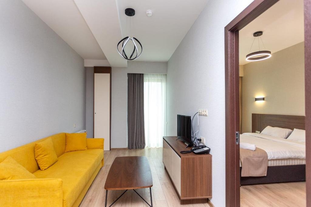Бакуриани: Unique Ski In Out Luxury Apartment With Pool And Bar At Crystal Residence