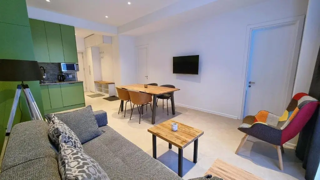 Гудаури: Luxurious 2Br Apartment With Mountain Piste View, Close To Main Gondola