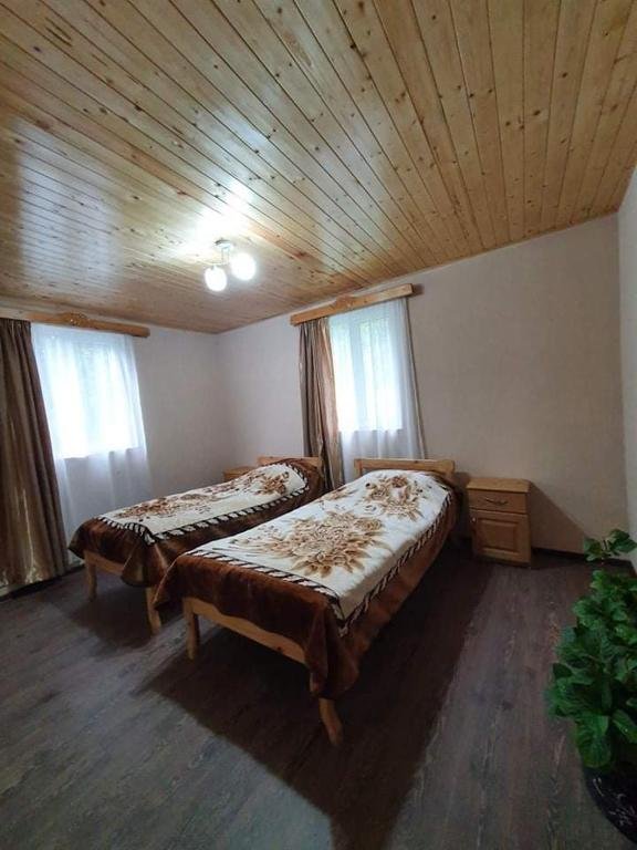 Местиа: Elenaa Guesthouse