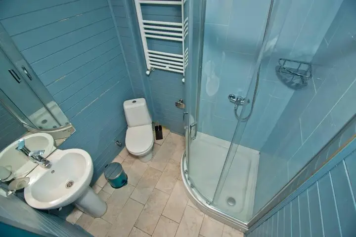 Бакуриани: Mgzavrebi Panoramaroom 53 Hotel
