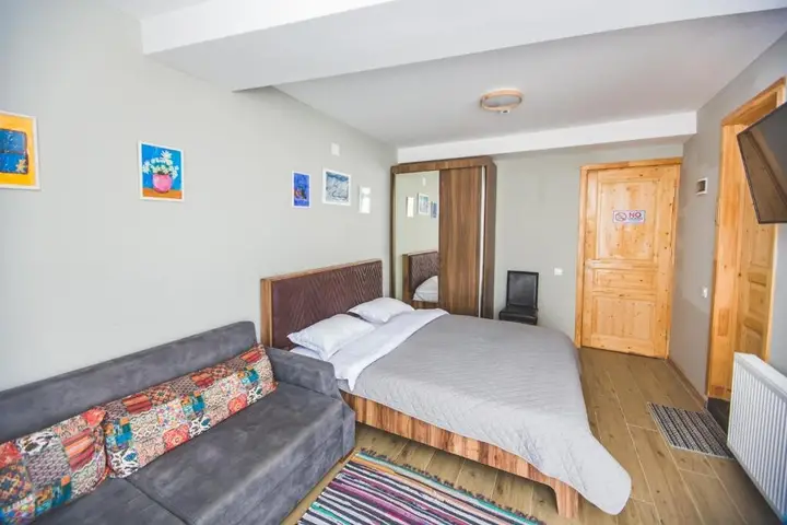 Бакуриани: bakuriani apartment - didveli gallery a209