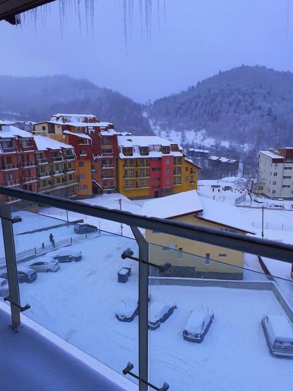 Бакуриани: V Kristal Villa Bakuriani Apartments