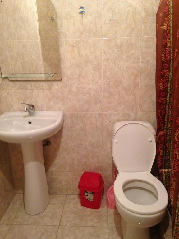 Цихисдзири: Red Home