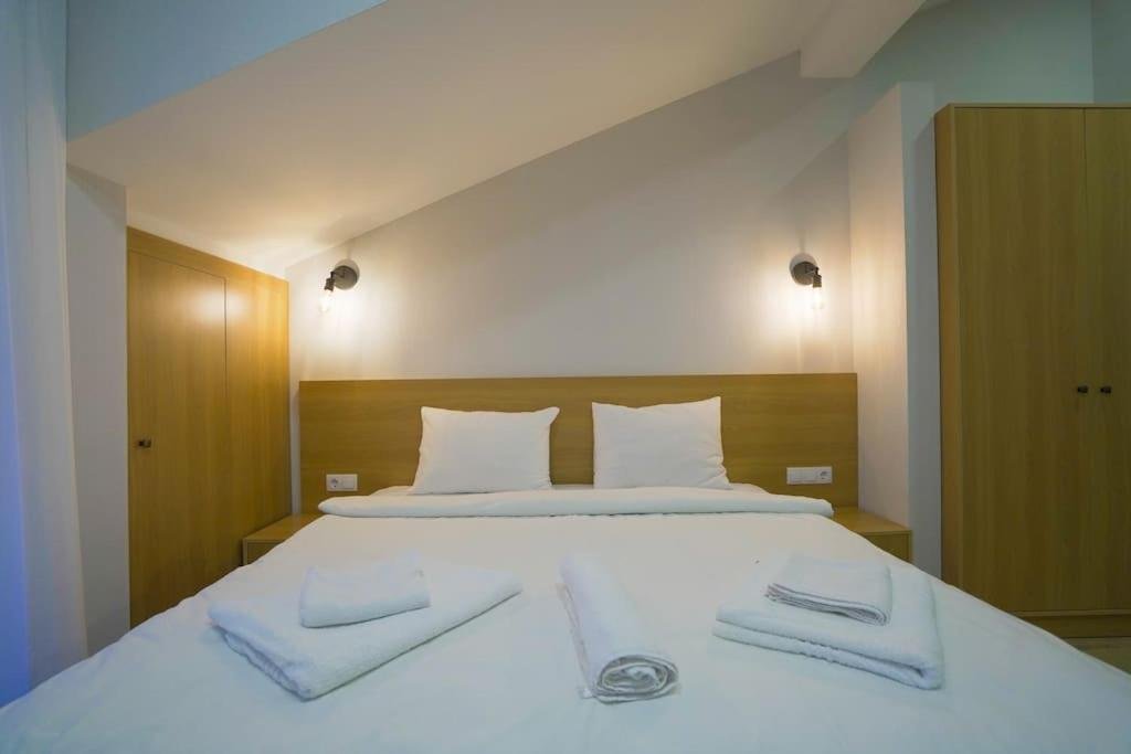 Бакуриани: Leo Group Luxury Apartment 05 560 Bakuriani Inn