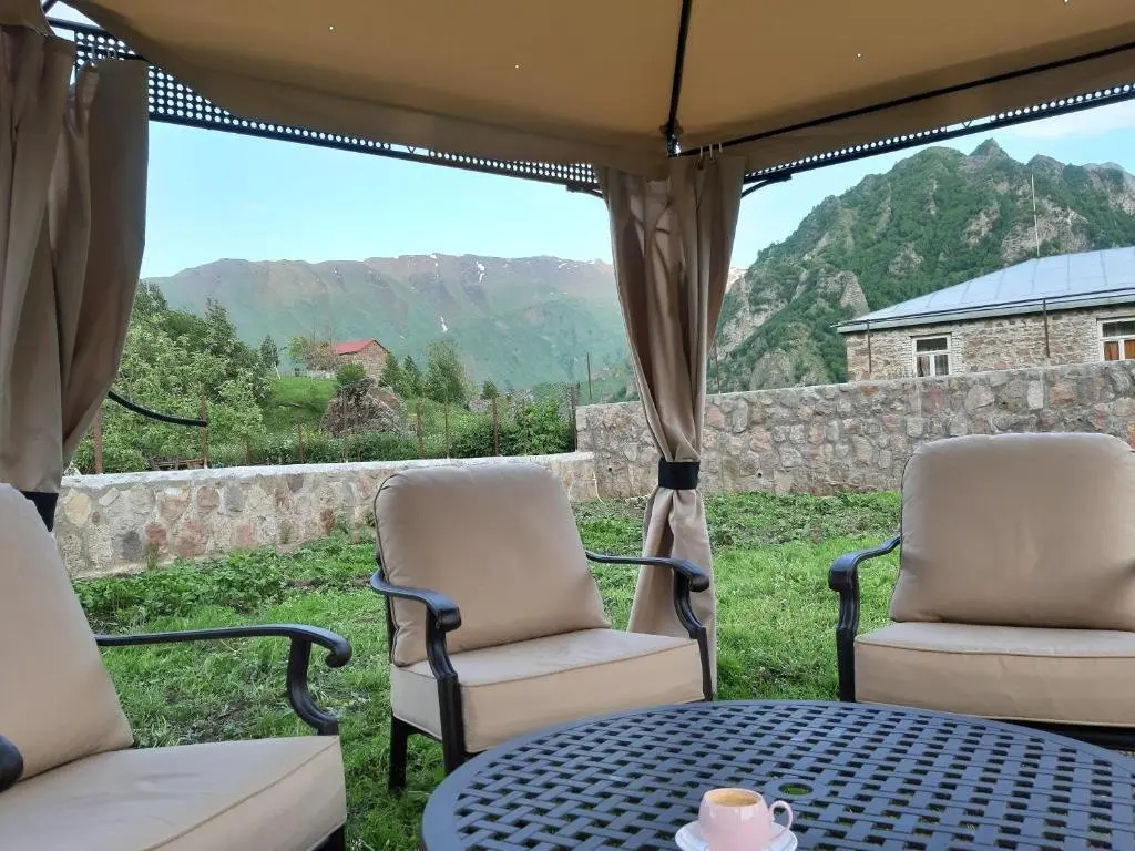 Сиони: Kazbegi Chalet