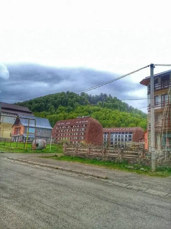 Бакуриани: Bakuriani Haystack, N100