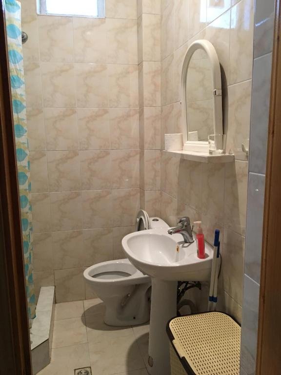 Боржоми: 3 Bedroom Apartment in Likani/Borjomi