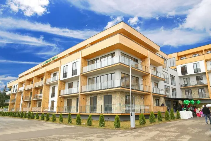 Бакуриани: Bakuriani Plaza B210