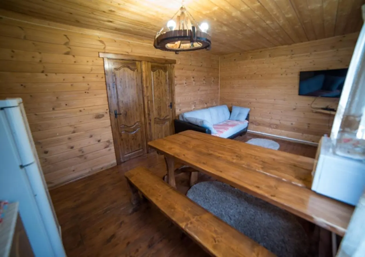 Углич: Holiday Home on 1-y Rostovskiy pereulok