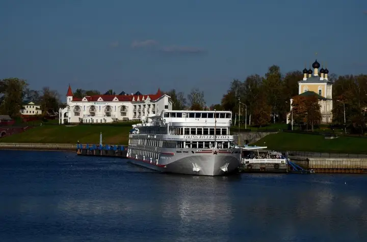 Углич: AZIMUT Отель Углич