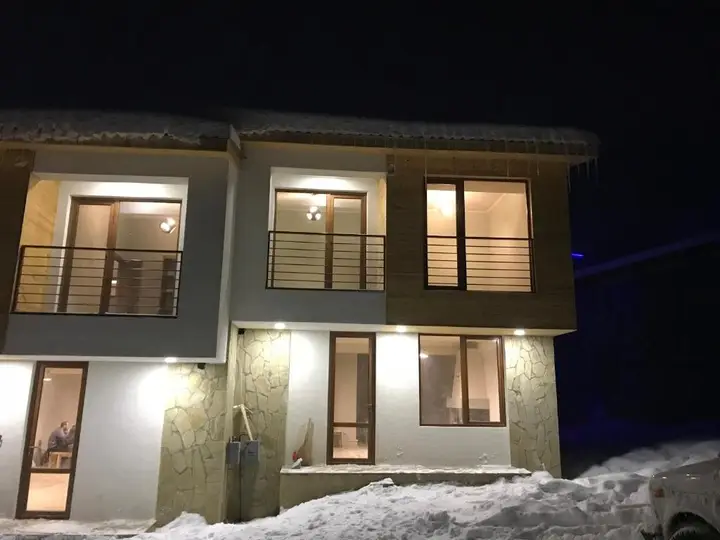 Бакуриани: Cozy and Bright cottage near Kokhta-Gora