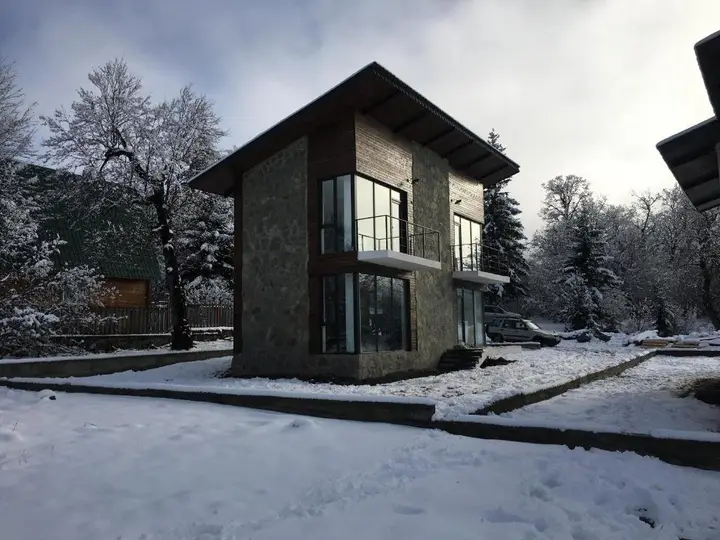 Бакуриани: Mountain Cottage 1 Bakuriani