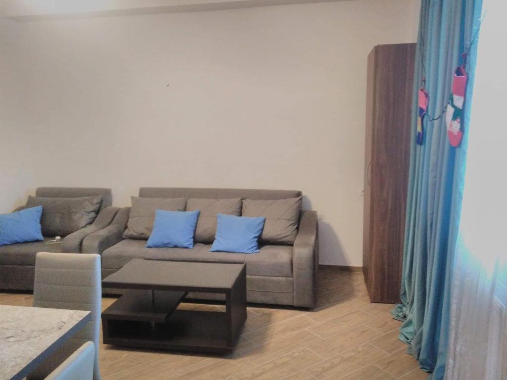 Бакуриани: 16/114 Aghmashenebli Street