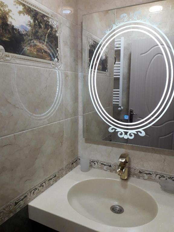 Бакуриани: 3 Room Apartment in Bakuriani