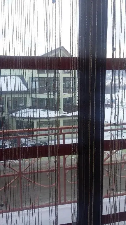 Бакуриани: 3 Room Apartment in Bakuriani