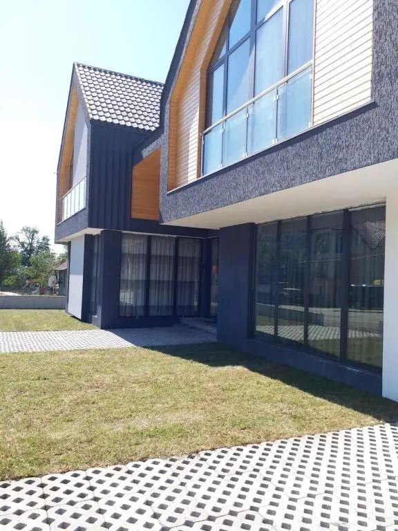 Бакуриани: Bakuriani Guest House 1