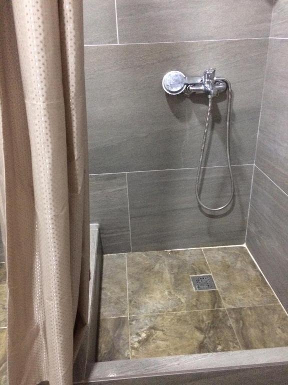 Бакуриани: 4 Room (3 Bedroom) apartment in Residence, Bakuriani, Georgia