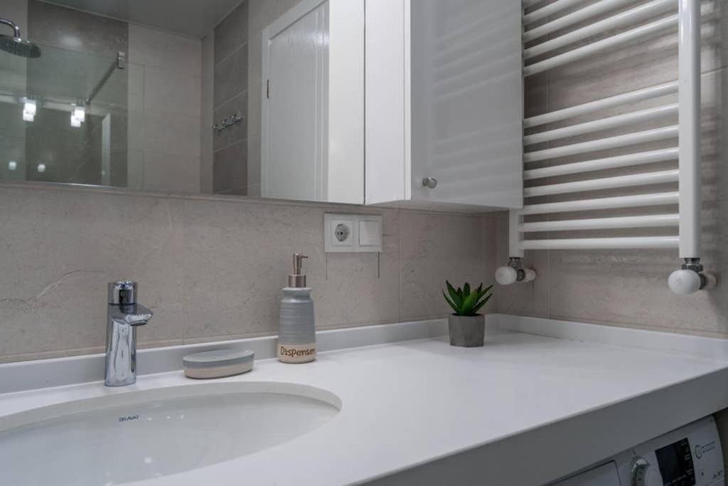Гудаури: Jango's Apartment Loft 2 517 New Gudauri Redco