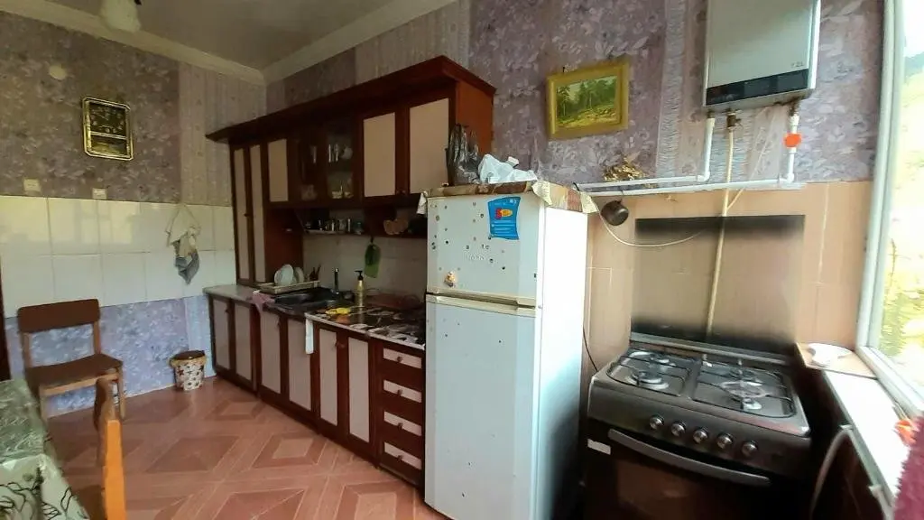 Боржоми: Borjomi,Rustaveli Street 107, 7 Floor